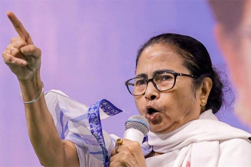 মমতা আমলে নিযুক্ত অবসরপ্রাপ্ত আমলাদের অফিসে আসায় নিষেধাজ্ঞা