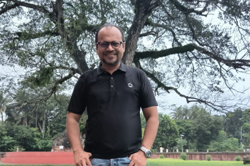 পুকুরপাড় থেকে তরুলতা 