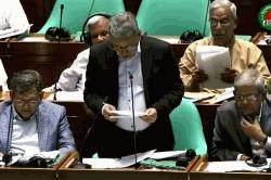 বাজেটে মোট ঘাটতি দুই লাখ কোটি টাকা, কমছে সরকারি ব্যয়