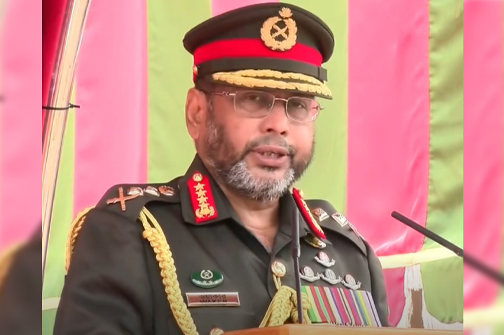 বক্তব্য রাখছেন সেনাবাহিনী প্রধান জেনারেল ওয়াকার-উজ-জামান। ছবি : সংগৃহীত