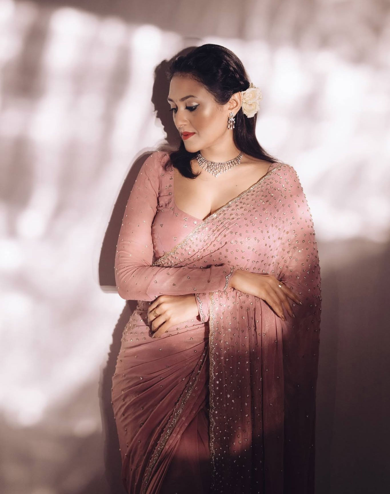 ছবি: অভিনেত্রীর ফেসবুক থেকে।