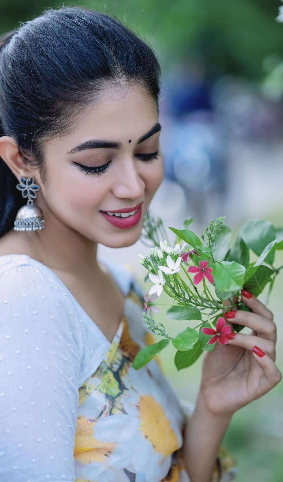 অভিনেত্রী প্রিয়ন্তী উর্বী। ছবি: ফেসবুক